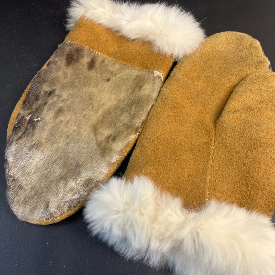Vtg Alaskan Gray White Genuine Fur Trim Tan Leather Mittens Gloves Adult Med/Lrg - Image 1 of 4
