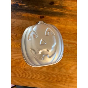 Pumpkin Cake Mold – 2-Piece Clamshell Baking Pan – Halloween Fall Bakeware - Picture 1 of 2