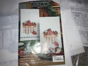 Stamped Linen Kit- 2 Kitchen Towels & Floss - Picture 1 of 7