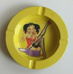 POSACENERE PIN UP - latta GIALLO - diametro cm 14 - M1 - Imagen 1 de 1