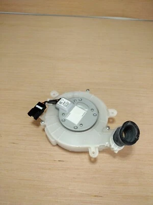 Ventilador soplador inferior cojín asiento conductor delantero Lexus HS250H 2010-12 85860-33010 FABRICANTE DE EQUIPOS ORIGINALES Foto 1 de 4