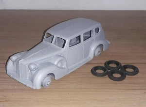 Dinky 39a Packard Super 8 for Restoration with Parts (RV615) - Picture 1 of 8