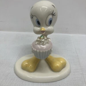 Lenox A Present From Tweety Bird Cupcake Green jewel Warner Bros Figurine Mint - Picture 1 of 8