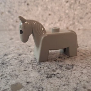 Vintage LEGO Duplo Small Light Gray Horse from Patty's Pony Stable - Picture 1 of 4