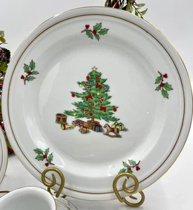 PLATO DE CENA DE NAVIDAD TIENSHAN HOLIDAY HOSTESS ORO 22K PORCELANA FINA 11" 4 PIEZAS NUEVO DE COLECCIÓN - Imagen 1 de 8