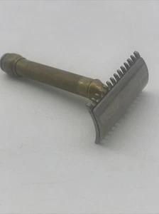 Vintage Gillette Old Type 3-Piece Razor w/Ball Tip Handle Brass - Picture 1 of 11