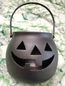 Hosley Vintage Halloween Votivkerzenhalter Kürbis schwarz Metall Jack-O-Laterne 3" - Bild 1 von 4