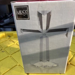 Mikasa 10" Cruz de Cristal Biselado Trinity-XY 425/876 Grueso Plomo-Pascua - Imagen 1 de 3