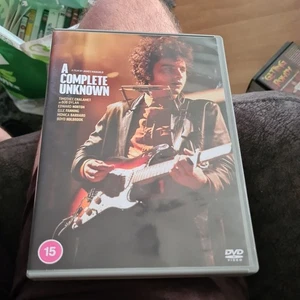 Eine komplette unbekannte DVD (2025) Bob Dylan, Timothée Chalamet, Edward Norton, - Bild 1 von 1