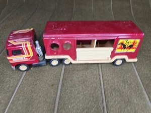 Vintage 1980 BUDDY L - MACK Truck With Horse Trailer -Pressed Steel - Picture 1 of 6