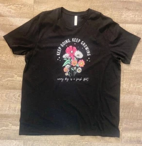 Women's Bella + Canvas T-shirt, Size XXL, Black with Floral, New - Picture 1 of 1
