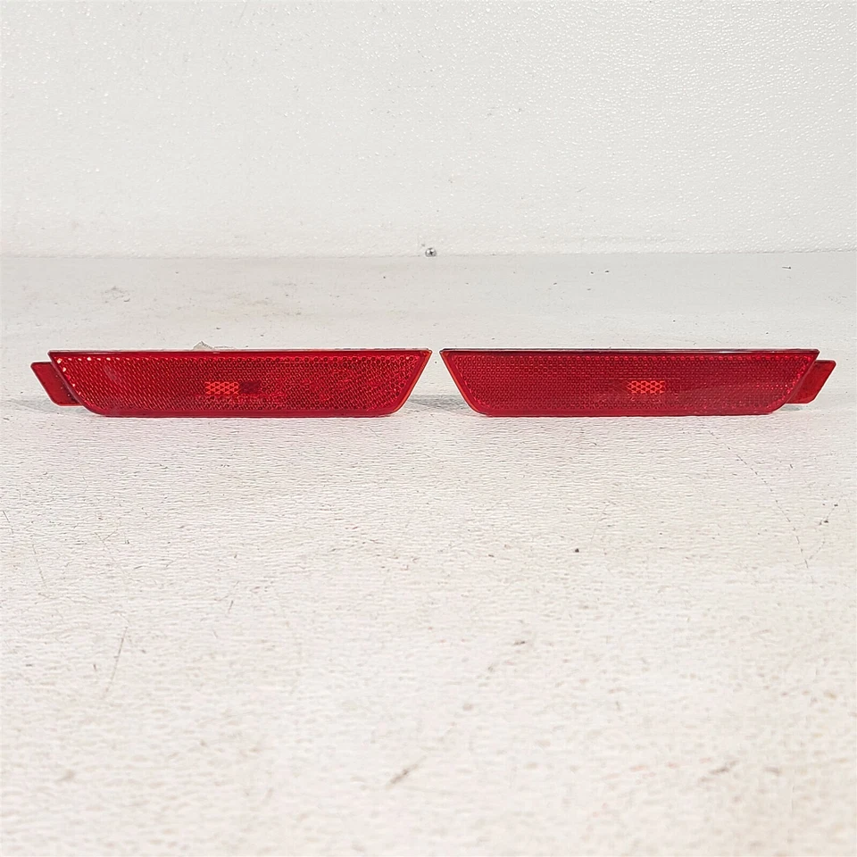 10-13 Camaro Ss Rear Bumper Side Marker Lights (Pair) Aa7101 - Image 1 of 4