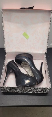 Tacones de aguja Bordello negros Foto 1 de 4