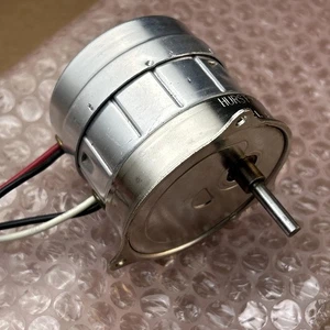 Hurst Synchronous motor 1/3 rpm 60Hz 115Volt 5 Watt Model CA Reversible - Picture 1 of 9