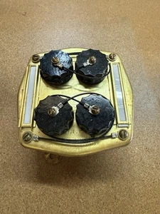 VINTAGE WOJSKOWY GRANATOWY MOSIĄDZ ZASILANY DŹWIĘKIEM TELEFON QUAD JACKBOX G-15C DEKORACJA NOWY NOS - Zdjęcie 1 z 8