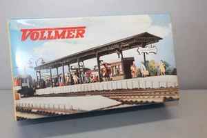 Vollmer 3559 Gebäudebausatz Bahnsteig Baden Baden Spur H0 OVP - Bild 1 von 2