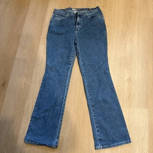 St Johns Bay Stretch Boot Cut Blue Denim Jeans Mid Rise Women's Sz 12- (W30xL32) - Picture 1 of 15