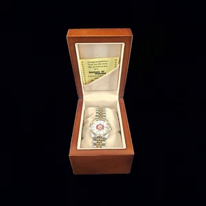 UHR SAG HARBOR NY FEUERWEHR EHREN 30 JAHRE MITGLIED - FUNKTIONIERT - FAST NEUWERTIG - Bild 1 von 5