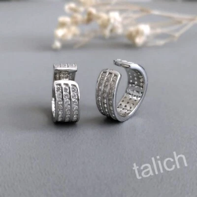 PAR de orejeras onduladas enchapadas en oro de plata esterlina con circonita cúbica completa sin perforación mínima Foto 1 de 4