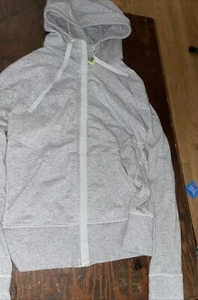 Lululemon Size 12 Women’s Grey And Neon Green Zip Up Jacket - Picture 1 of 6