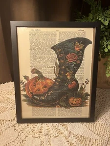 Gerahmter Halloween Kunstdruck auf Vintage 1957 Wörterbuch Seite #9 Hexenstiefel - Bild 1 von 3