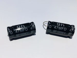 COPPIA CONDENSATORI NON POLARIZZATI 47uF 100v 26X13 mm ELETTROLITICO FILTRI - Foto 1 di 1