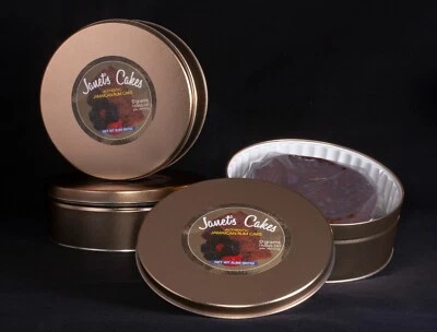 Pastel de ron jamaicano, 6" (2 libras) Foto 1 de 4