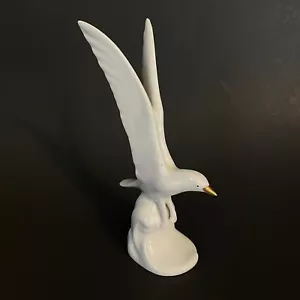 Hollohaza Hungary Hand Painted White Porcelain Seagull Figurine 5.75" - Picture 1 of 8