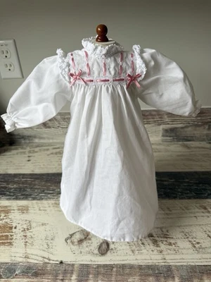 American Girl Doll SAMANTHA Sweet Dreams 18” Doll NIGHTGOWN Only 2004 - Image 1 of 4