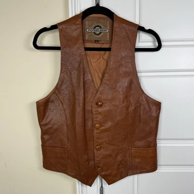 Chaleco de cuero vintage Pioneer Wear para hombre 38 botones de cuero occidental marrón motociclista Foto 1 de 4