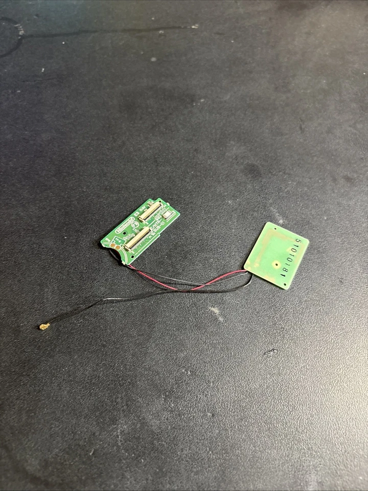 Nintendo DS Top Screen Flex Cable Board & Wifi Board Replacement Part OEM - Image 1 of 4