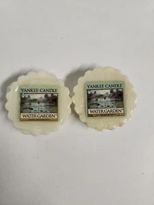 2 NUEVAS Velas Yankee Retiradas Agua Jardín Cera Tarta Derretida - Imagen 1 de 3