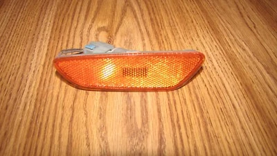 雪佛兰 CAPTIVA SATURN VUE 前侧标记灯 LH 2008 - 2015 原始设备制造商驱动器  — 第 1/2 张图片