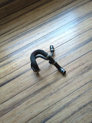 Tubo de manguera de vacío de refuerzo de freno Audi Q7 2010-2015 3,0 L OEM 4L0611931H Foto 1 de 4