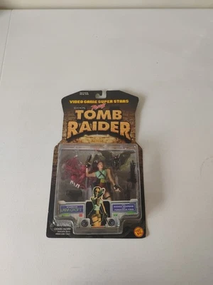  Juego de acción Tomb Raider Lara Croft armas malvadas y enemigos feroces (101) Foto 1 de 4