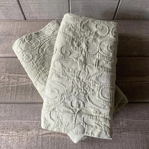 Cama Pottery Barn + Almohada de Baño Shams Matelasse Espuma de Mar Verde Euro Set/2 - Imagen 1 de 6