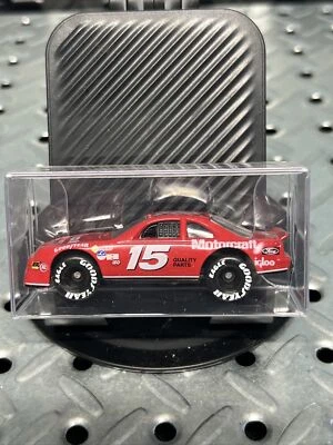 1992 Vintage Matchbox Geoff Bodine Motorcraft NASCAR Racing Superstars 1/64 - Image 1 of 4