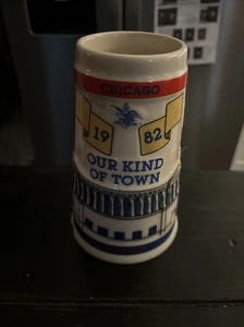 1982 BUDWEISER CHICAGO STEIN☆CUBS☆WHITE SOX☆BEARS☆"OUR KIND OF TOWN"☆3 STADIUMS♡ - Picture 1 of 8