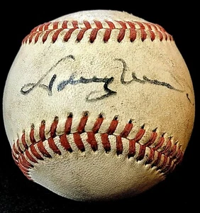 Johnny Unitas Hall Of Famer Autographed baseball Of The Baltimore Colts LOA/PSA - Picture 1 of 4
