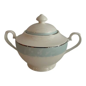 Oneida Dover Sugar Bowl With Lid Fine Bone China Heirloom Collection - Picture 1 of 10