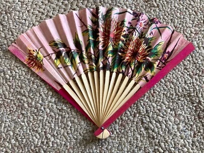 Vintage Floral Taiwan Wooden Paper Hand Fans Fold Up 1940-1950 - Image 1 of 4