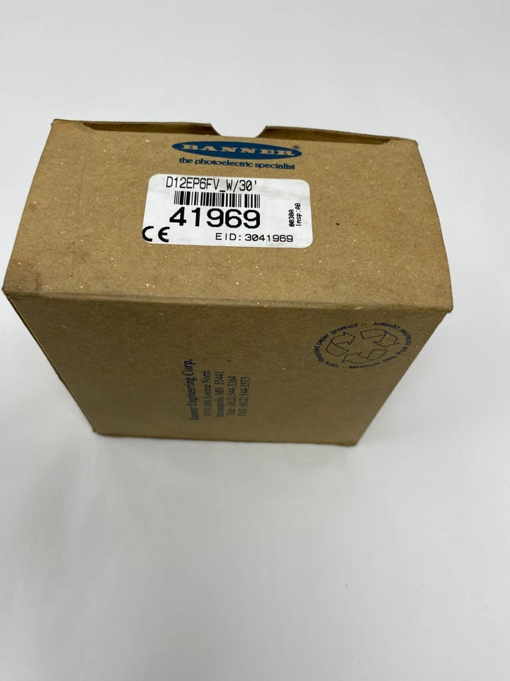 Banner D12EP6FV w/30' 41969 Photo Sensors w/ BTA11S Fibric Optic Input 10-30VDC - Image 1 of 4