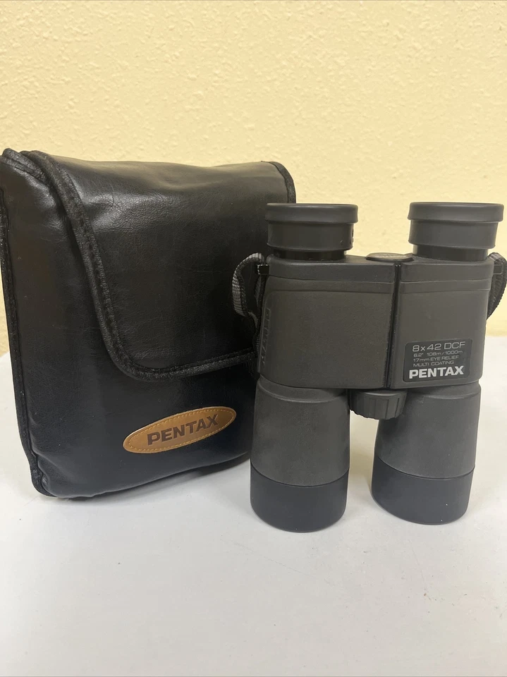 Pentax 8x42 DCF WP BINOCULARS Phase Coating Waterproof GREAT CONDITIONS - Image 1 of 4