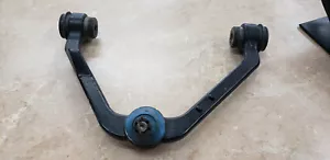 Suspension Control Arm and Ball Joint Assembly Front Right Upper ACDelco - Picture 1 of 5