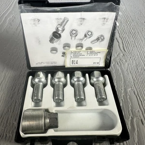 Audi OEM Wheel Locks 4F0-071-455 Anti-Theft Lock Kit 4 Bolts Master Key Read Des - Picture 1 of 5