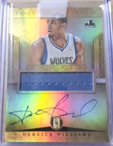 2012-13 Panini Gold Standard Derrick Williams #241 Rookie Jersey Autograph RC - Bild 1 von 2