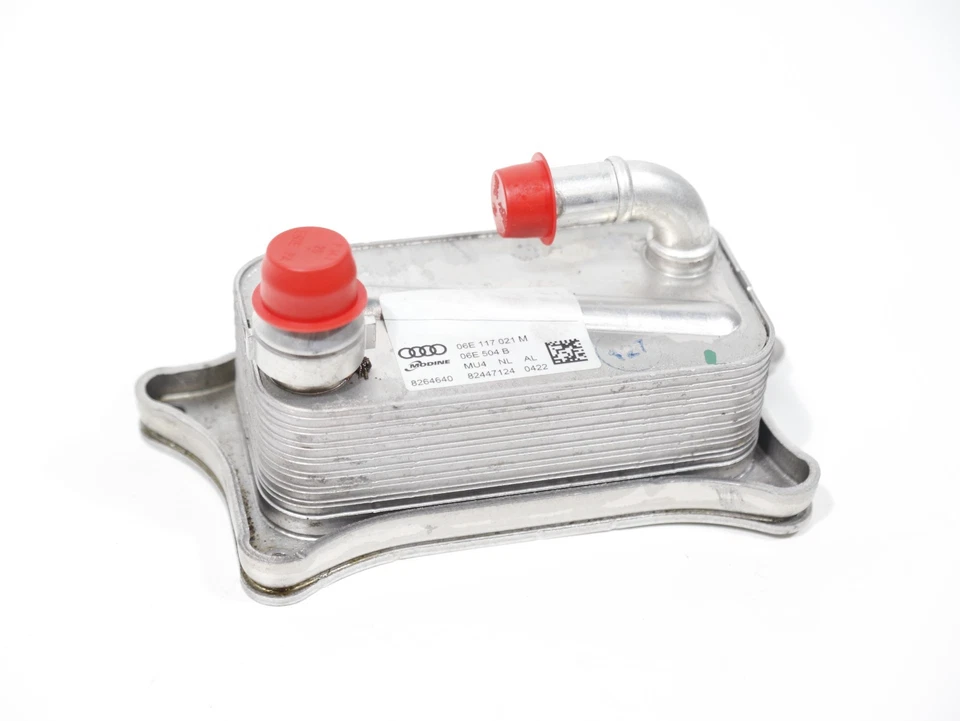 Audi A6 Quattro C7 2012-2018 3,0 L V6 AWD motor enfriador de aceite 06E117021M OEM Foto 1 de 4