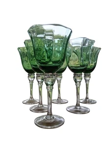 Juego de 6 copas de vino vintage de cristal verde manzana con elegante vástago de vidrio transparente - Imagen 1 de 9