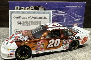 2001 Tony Stewart Home Depot Coca-Cola Polar Bear 1:24 Action Chrome NASCAR - Picture 1 of 6