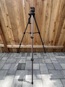 ๐ฅ Quantaray Titan II QT II-750 Weekender Photography Camera Tripod ๐ฅ - Picture 1 of 7